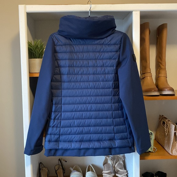 Atelier Noir (Rudsak) jacket w hood. Size small. Navy blue. Pristine condition. - Picture 10 of 13